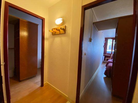 Le Nabias 1450 Hotel Génos Esterno foto